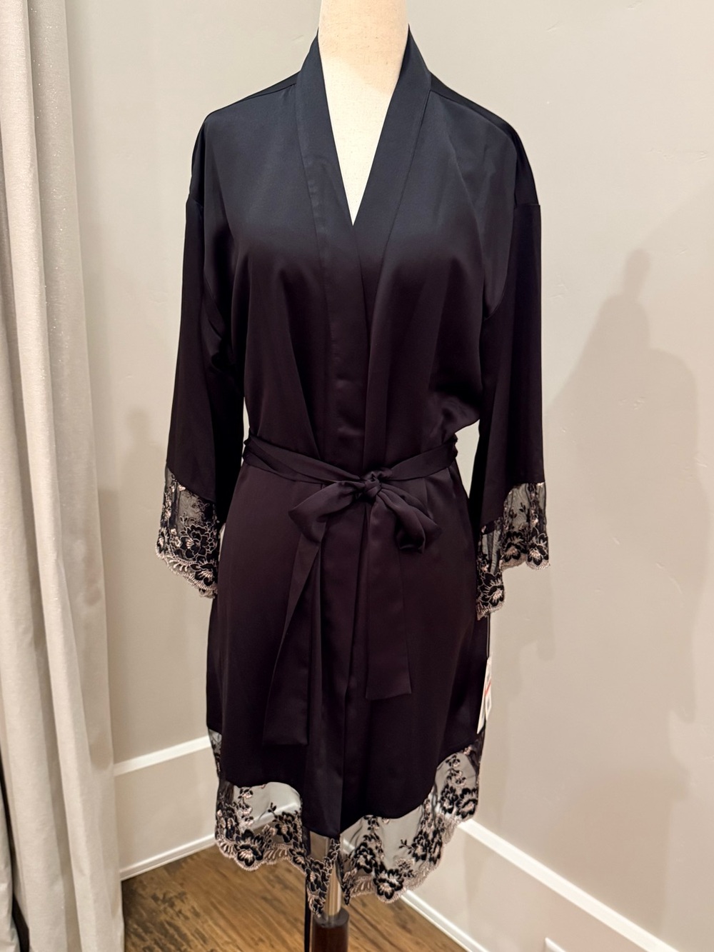 Rosa Black Satin Lace Trim  Robe